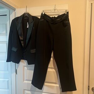 Women’s Blazer and Pants Set w/Leather Trim